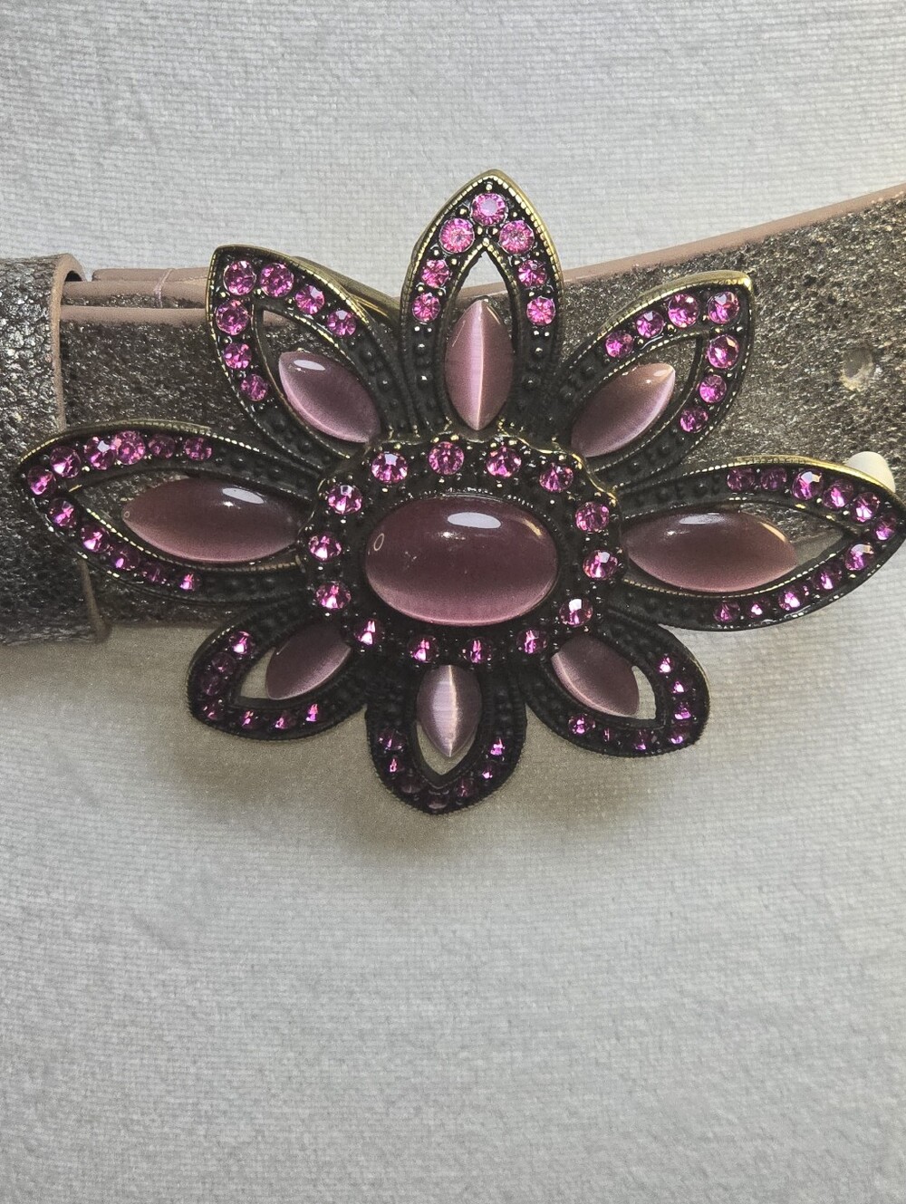 Vintage Leatherock Oversized Pink Rhinestone Flower Metallic Belt S - Picture 6 of 16